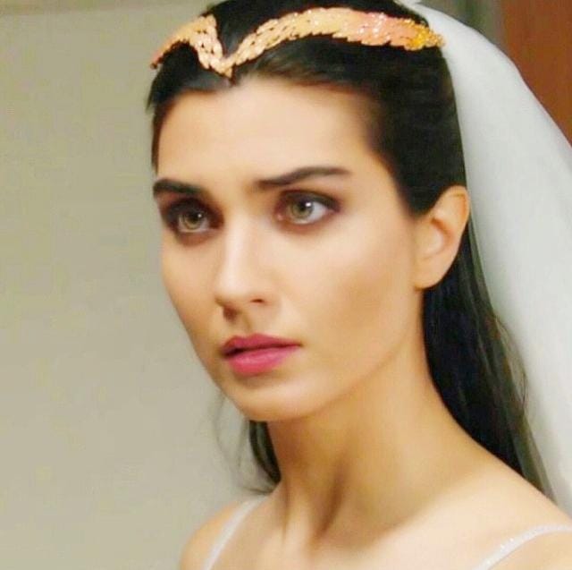 Tuba Büyüküstün