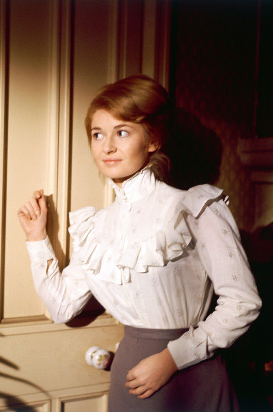 Stephanie Beacham Stephanie Beacham