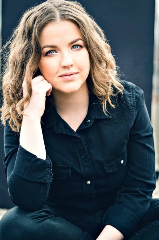 Aislinn Paul