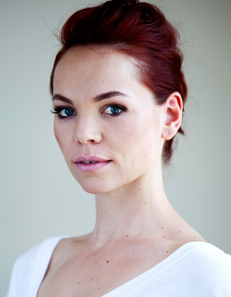 Lisa Leonard