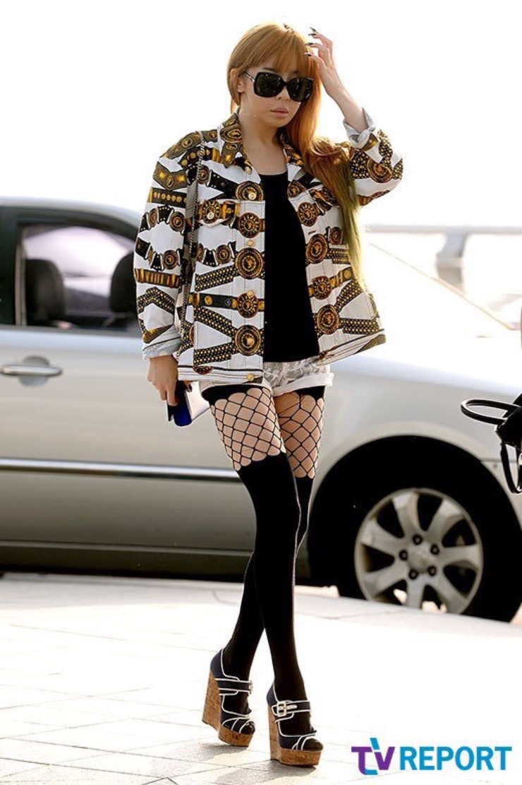 Lee Park Bom Lee Park Bom
