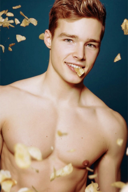 Hugo Mayhew