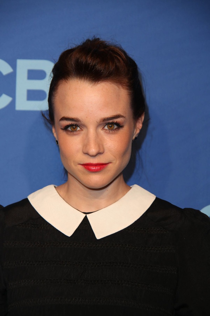 Renée Felice Smith Renée Felice Smith