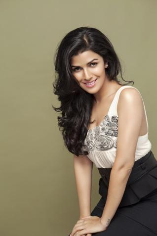 Nimrat Kaur image