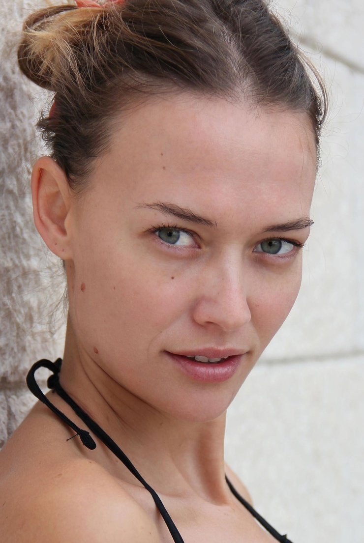 Nevena Dujmovic Nevena Dujmovic