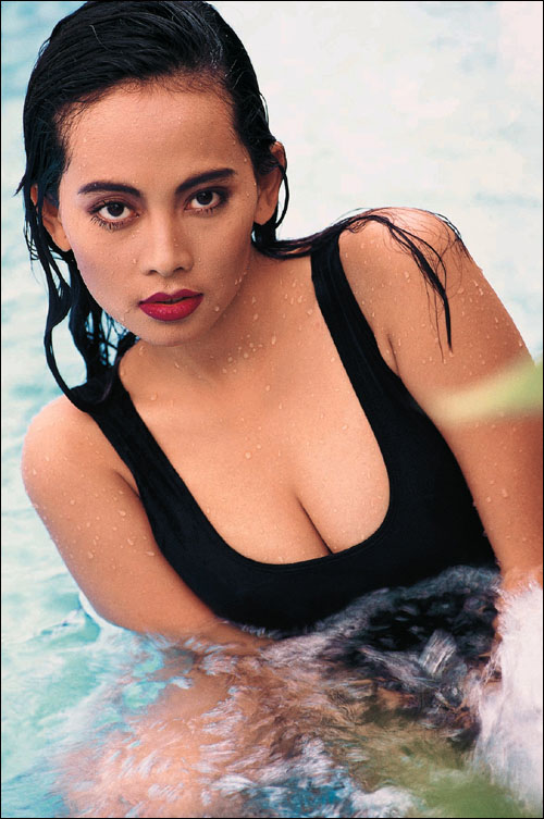 Indah Febryzha Indah Febryzha