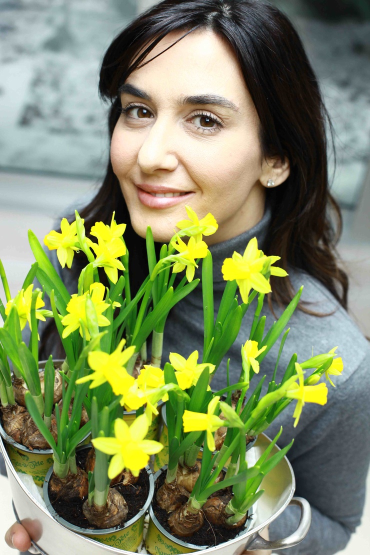 Ayse Tolga