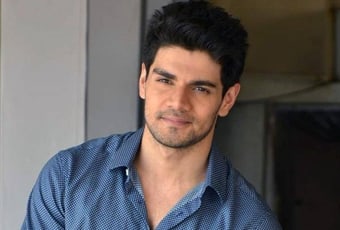 Suraj Pancholi