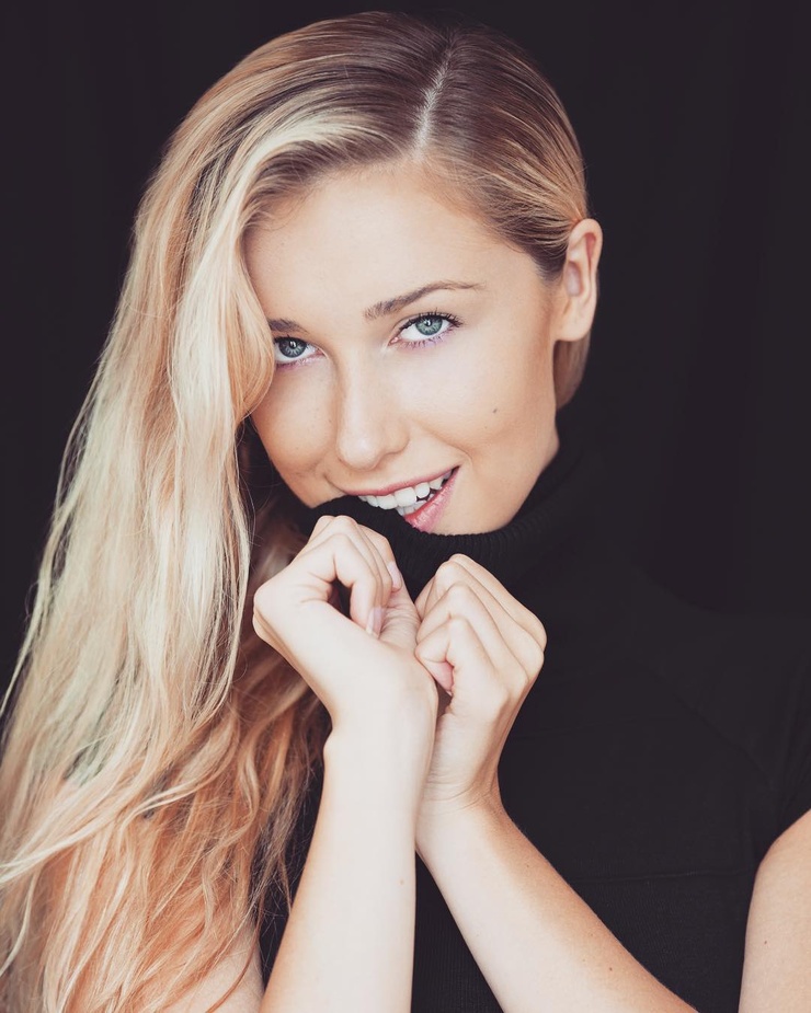 Noelle Foley Noelle Foley