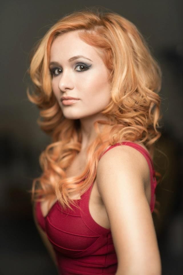 Скарлетт бордо фото. Scarlett Bordeaux. Скарлетт бордо Инстаграм. Звезды бордо. Бренди Лорен фото.