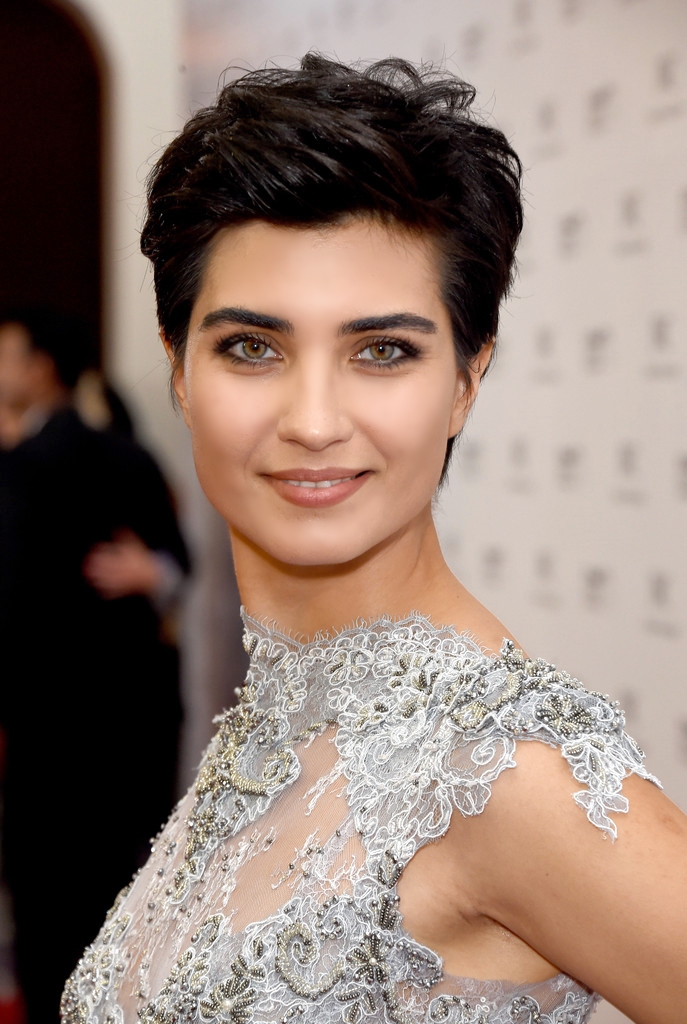 Tuba Büyüküstün Tuba Büyüküstün