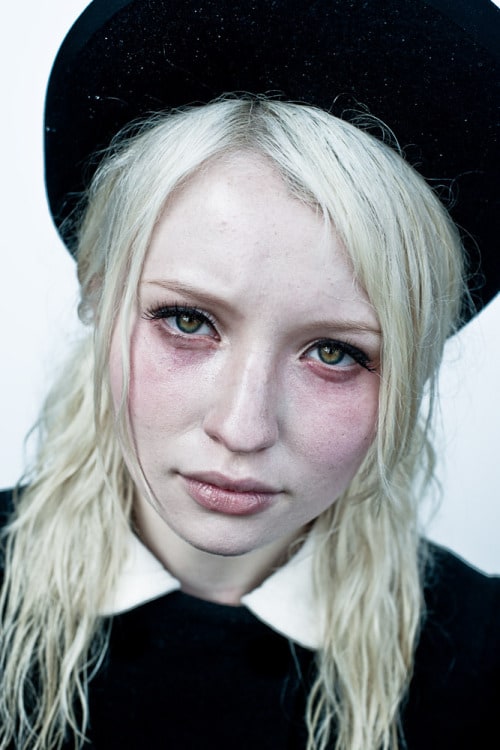 Emily Browning Emily Browning