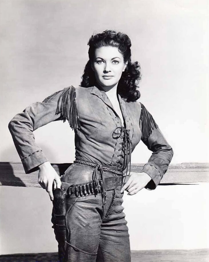 Yvonne De Carlo