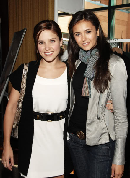 Nina Dobrev