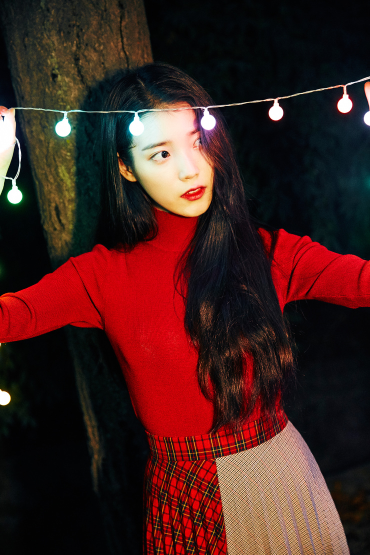 IU