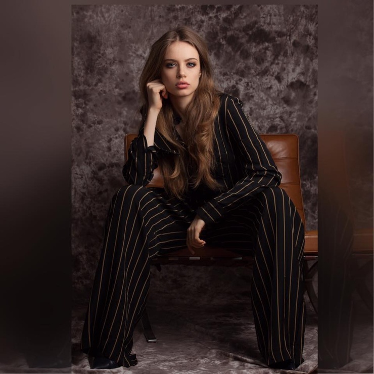 Xenia Tchoumitcheva Xenia Tchoumitcheva