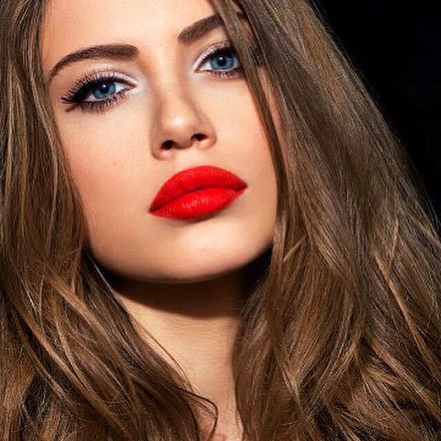 Xenia Tchoumitcheva Xenia Tchoumitcheva