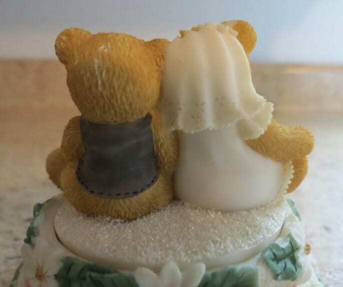 Cherished Teddies - Wedding Cake Music Box