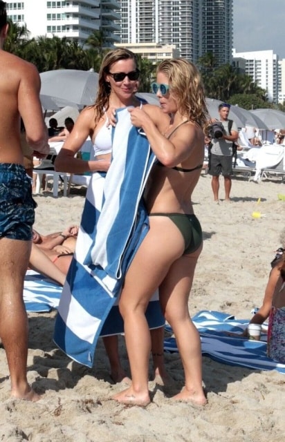 Emily Bett Rickards Emily Bett Rickards