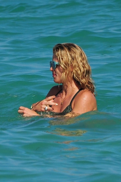 Emily Bett Rickards