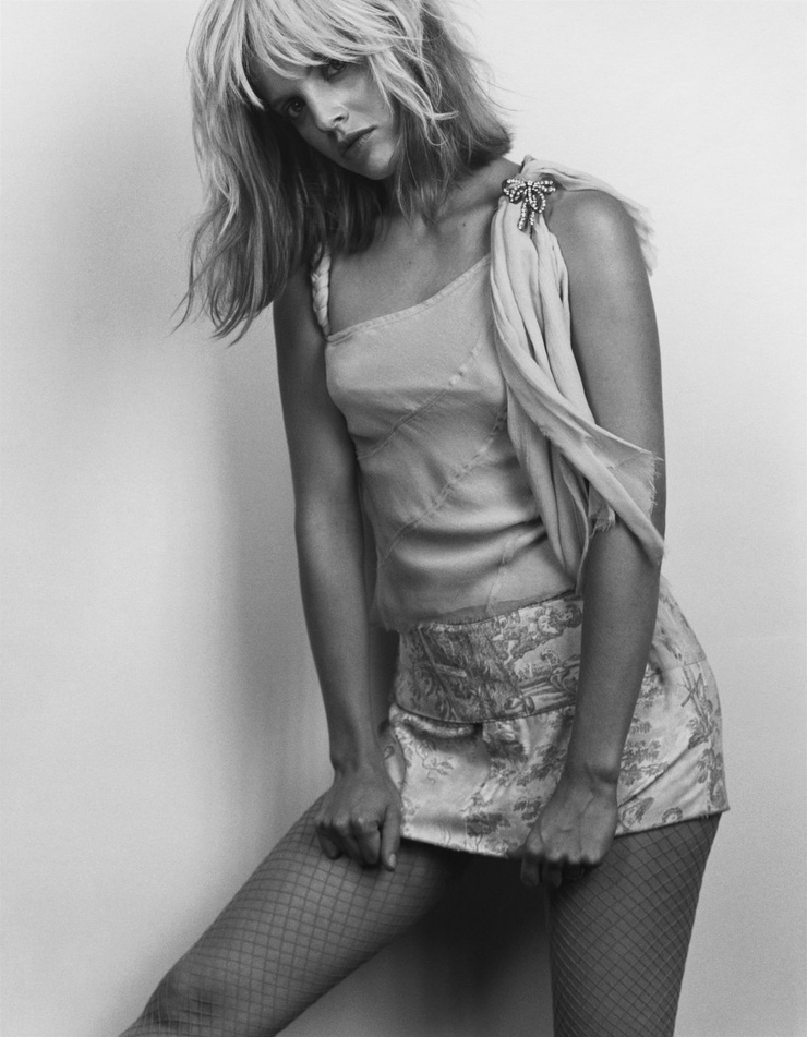 Mena Suvari Mena Suvari