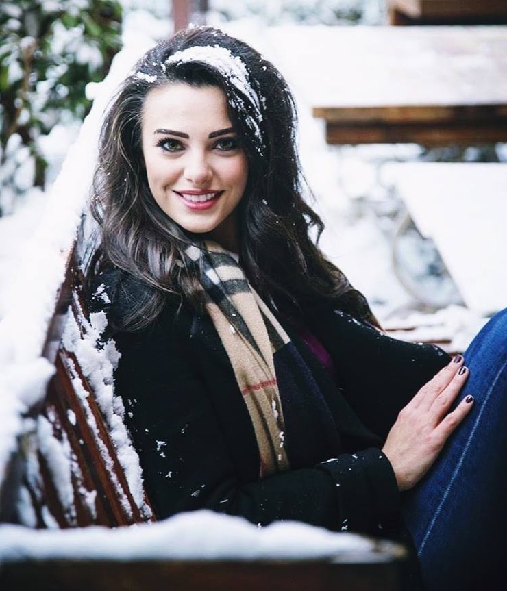 Tuvana Türkay Tuvana Türkay