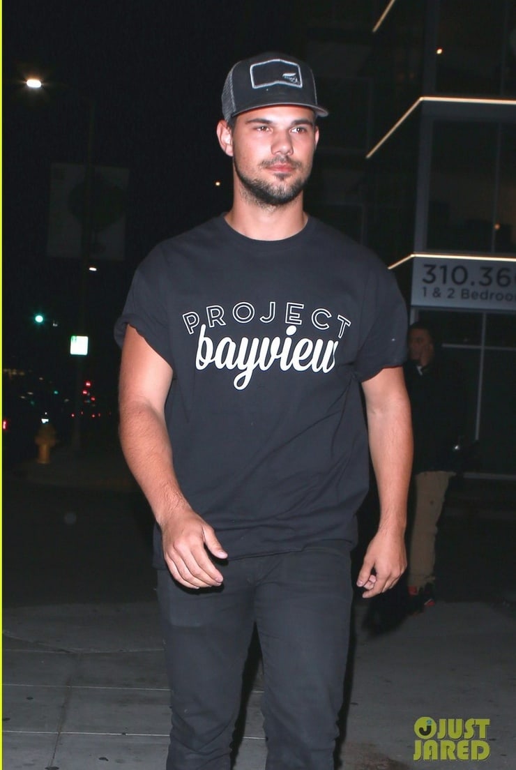 Taylor Lautner