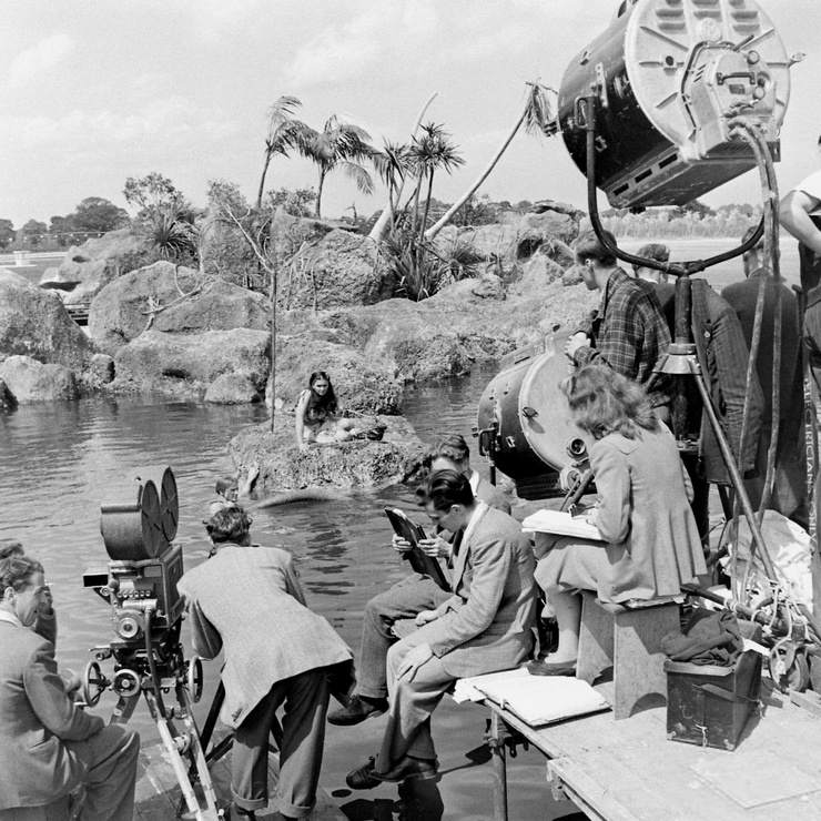 The Blue Lagoon (1949) The Blue Lagoon (1949)