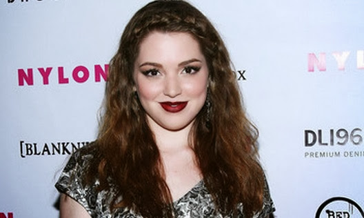 Jennifer Stone