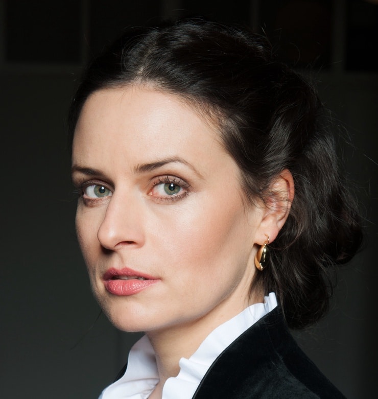 Angela Ascher