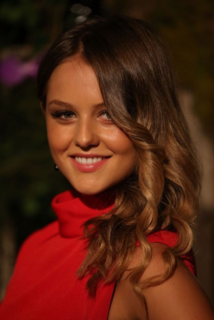 Isabelle Cornish