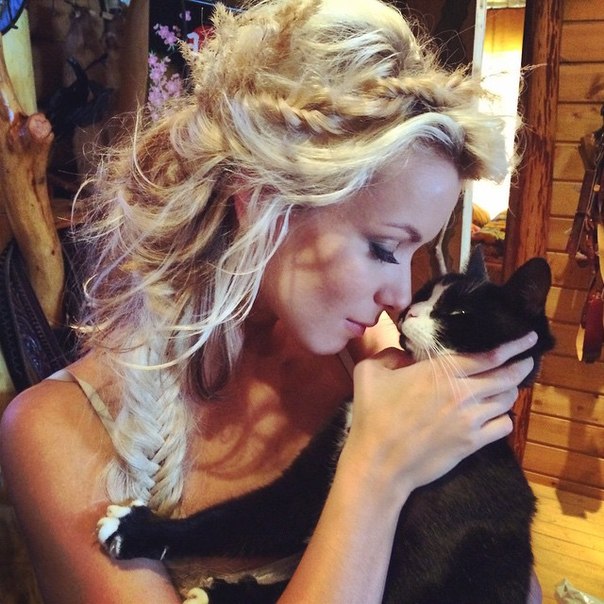 Ekaterina Enokaeva Ekaterina Enokaeva
