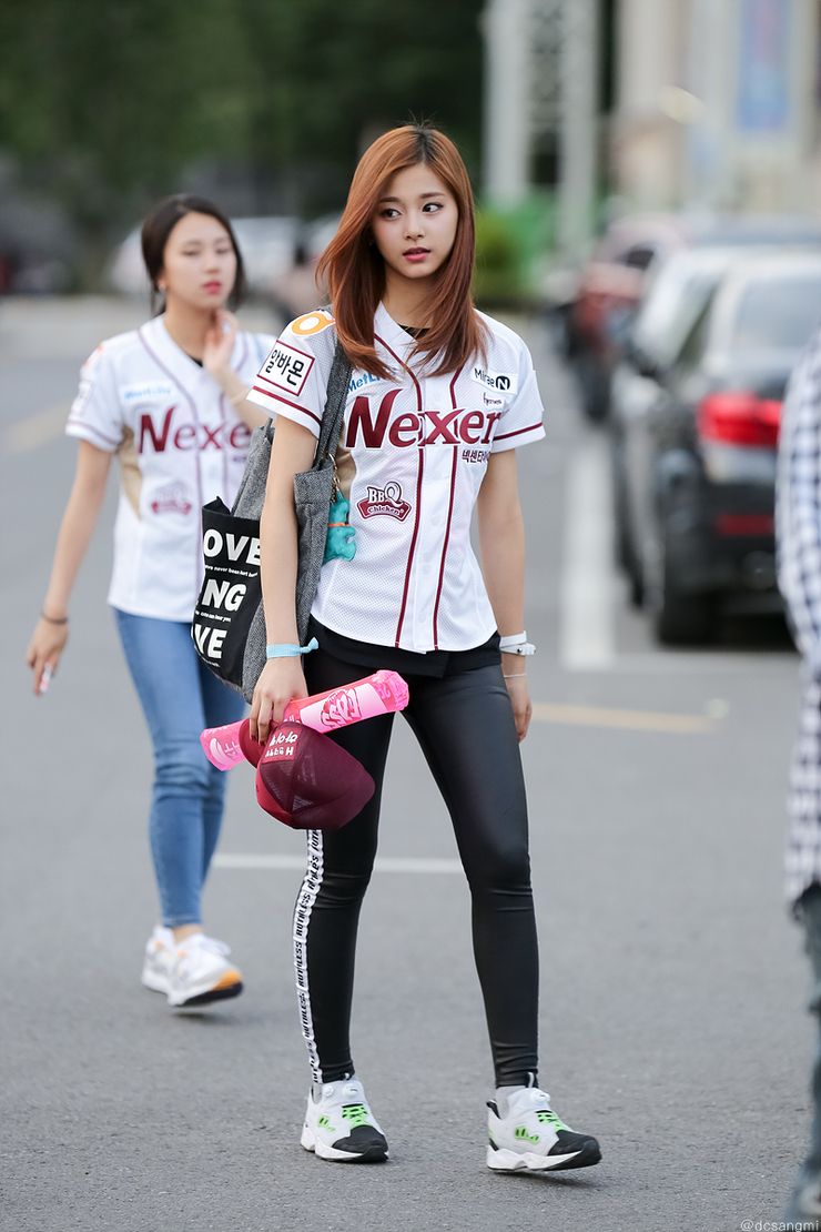 Chou Tzu-yu (Tzuyu)