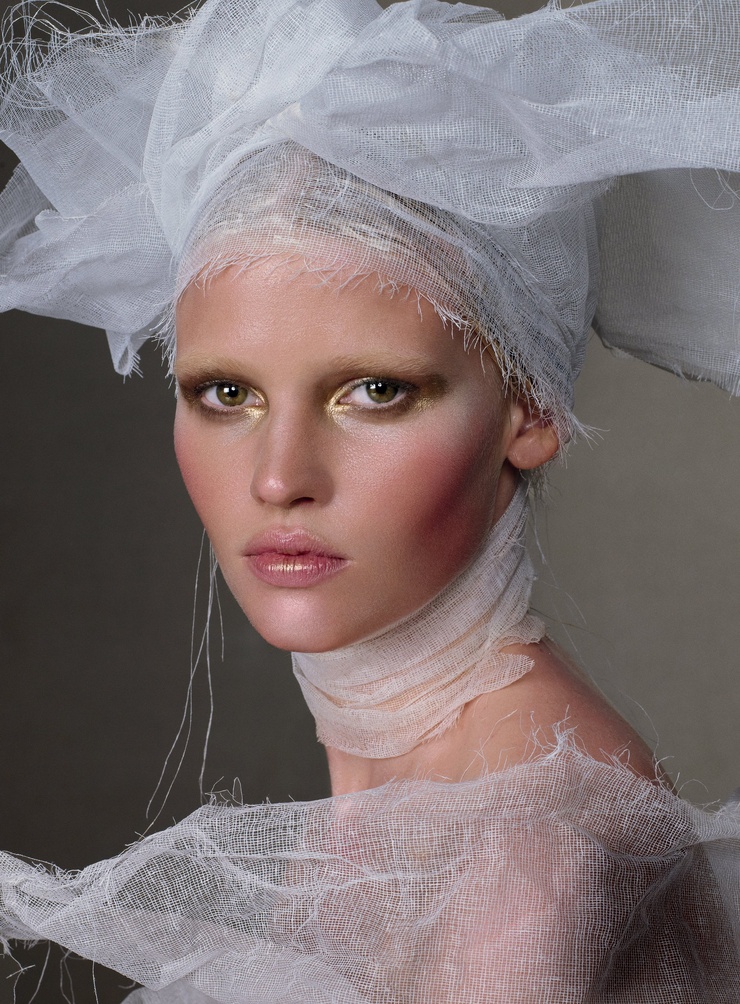 Lara Stone