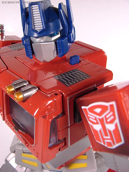 Transformers Masterpiece MP-10 Convoy (Optimus Prime) w/ Trailer and Pilot