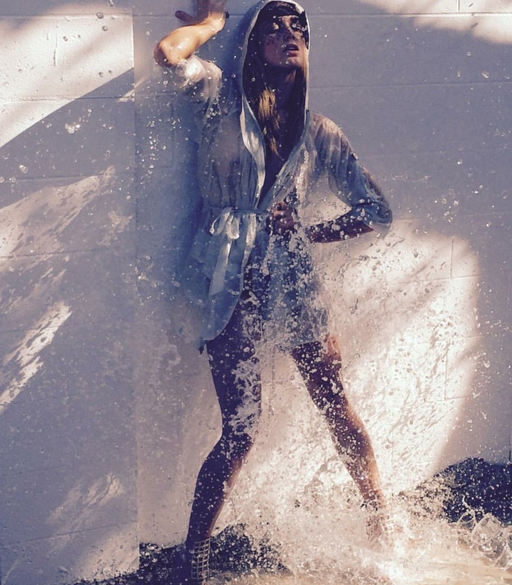 Caity Lotz Caity Lotz