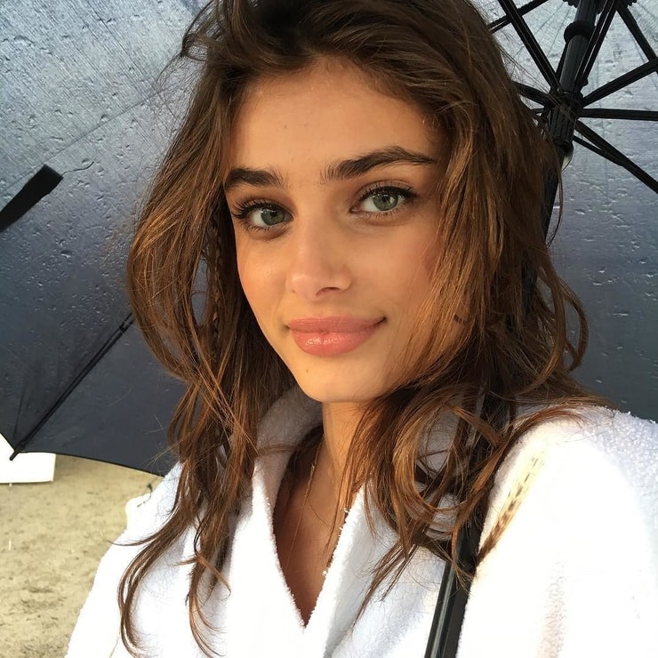 Picture of Taylor Marie Hill