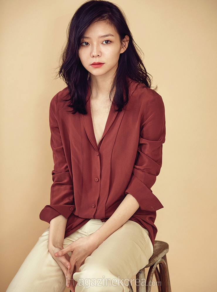 Esom Esom