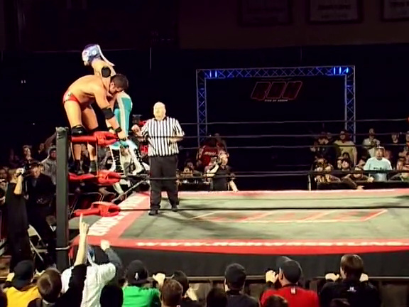 El Generico vs. Roderick Strong (1/11/08)