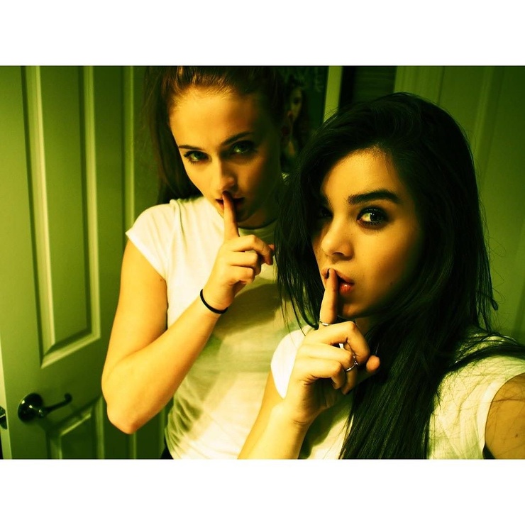 Hailee Steinfeld Hailee Steinfeld