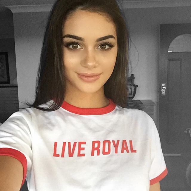 Isabella Fiori Isabella Fiori