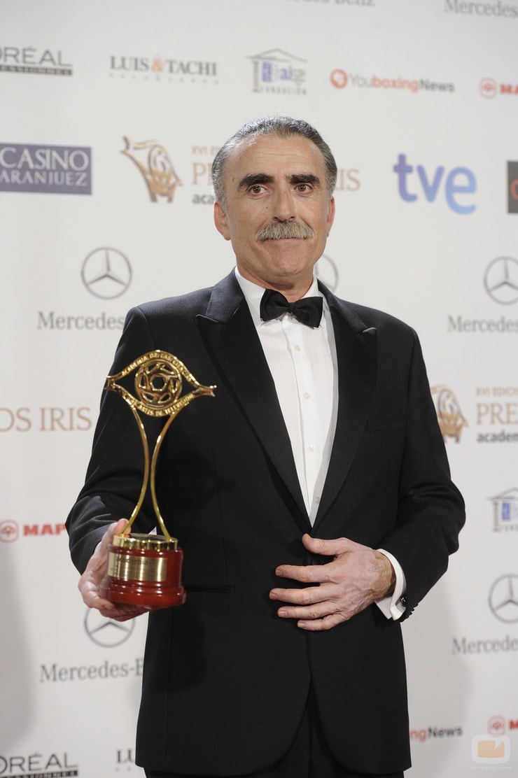Juan y Medio