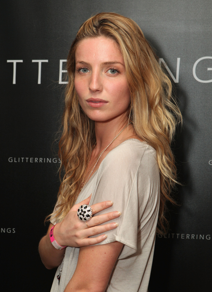 Annabelle Wallis Annabelle Wallis