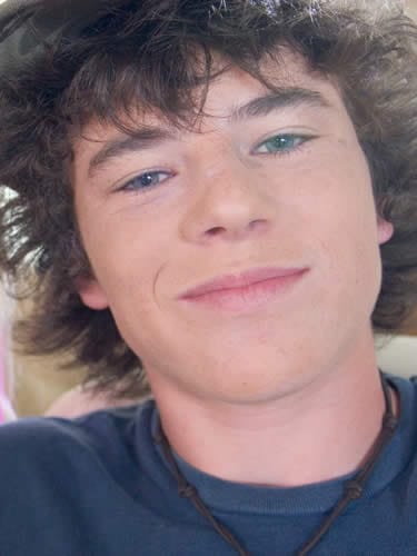 Charlie McDermott