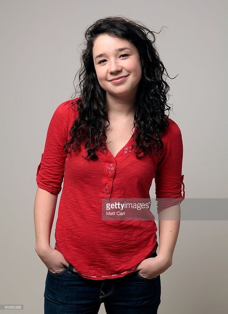 Sarah Steele