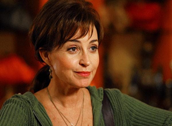 Annie Potts