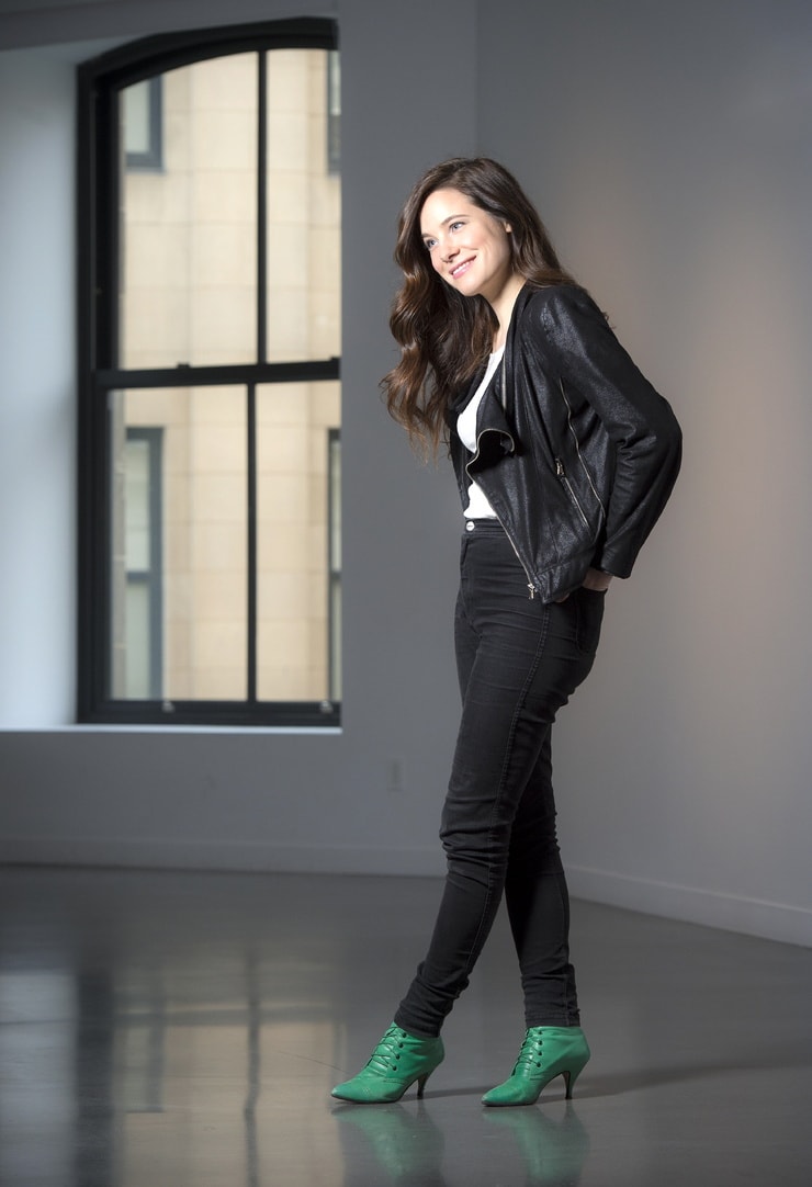 Caroline Dhavernas Caroline Dhavernas