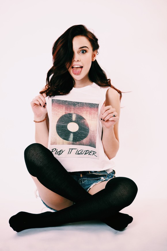 Acacia Brinley Acacia Brinley