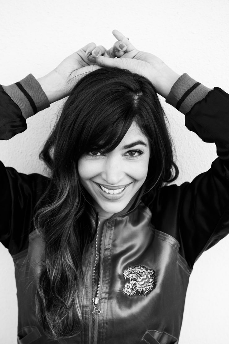 Hannah Simone