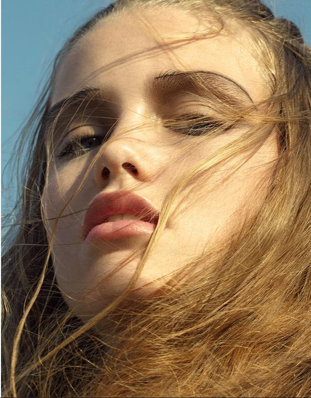 Luna Bijl
